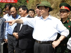 PM inspects Lai Chau hydropower plant construction site